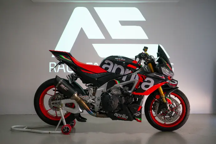 Tuono V4 (2021-2024) Carbon Wingset RS-GP23